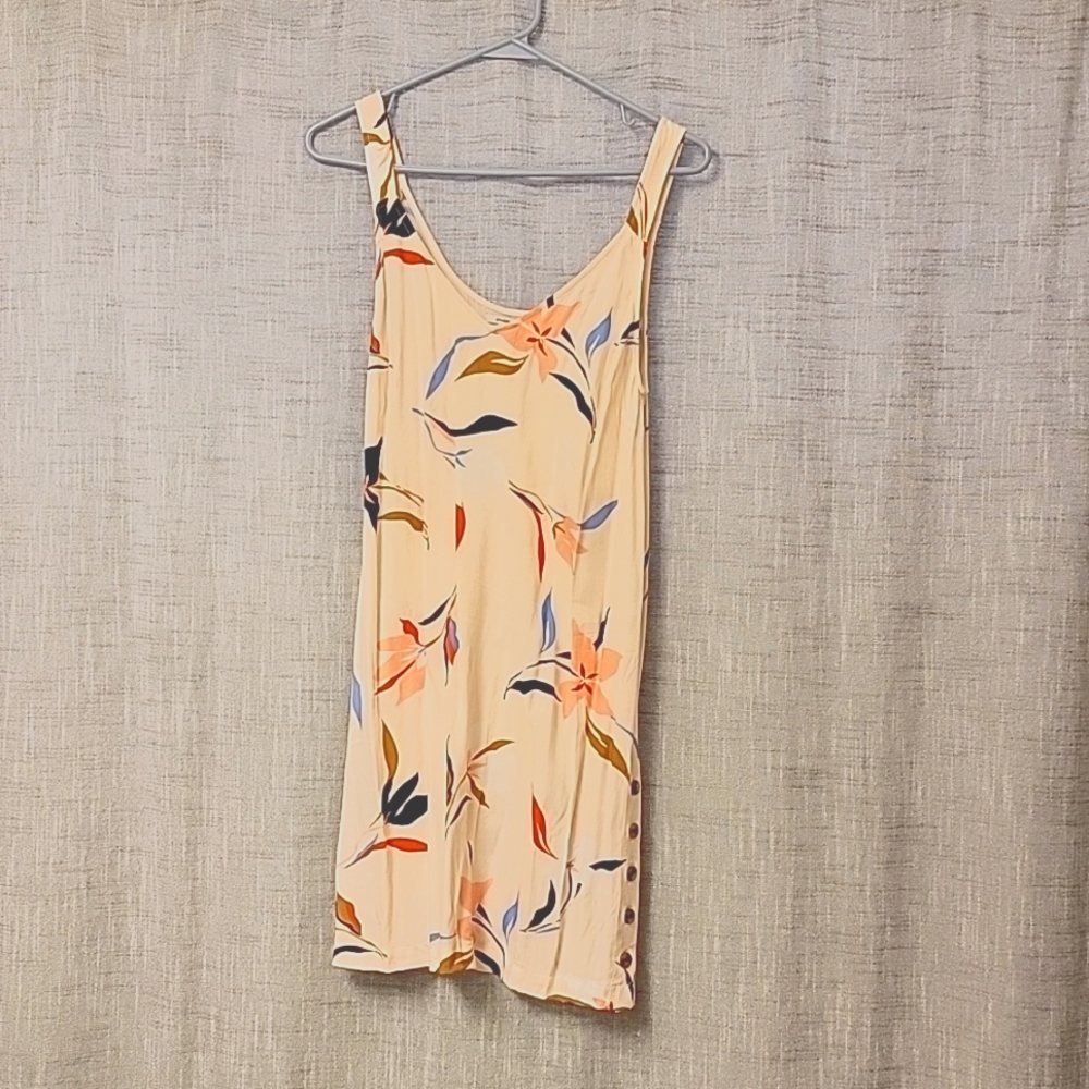 O'Neill Dress / Cover up With Side Button Detail